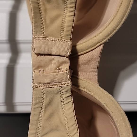 Victoria's Secret Women's Strapless Bra Tan Lightly Lined Removable Straps 36C - Picture 6 of 10
